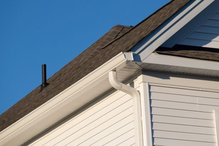 Gutter Cleaning Before the Next Storm: Signs Your Gutters Are Failing