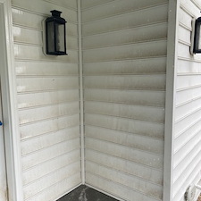 Vinyl-Siding-Power-Washing-in-Mount-Vernon-VA 0